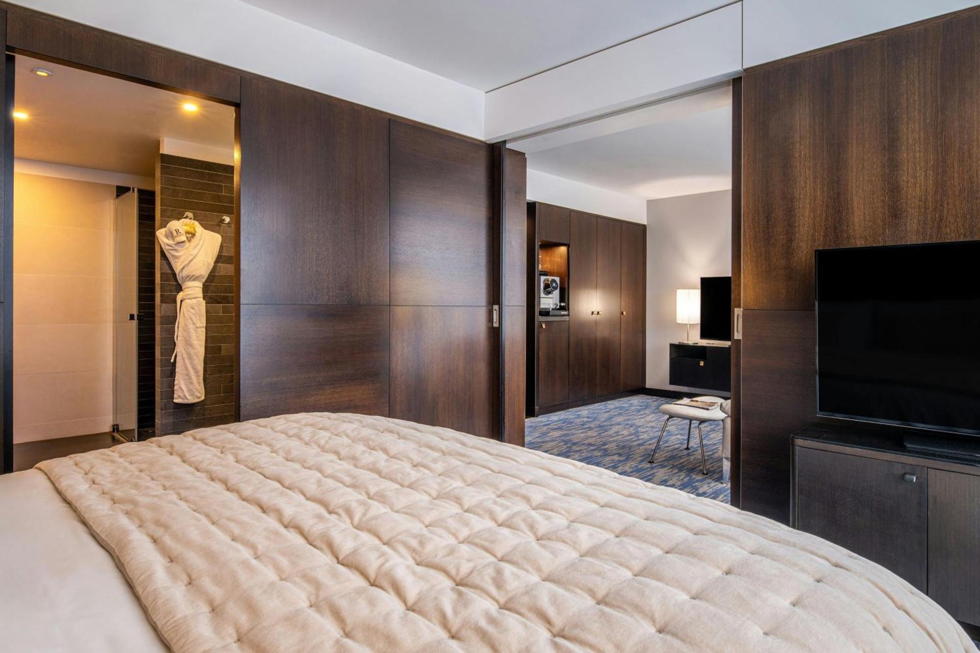 Renaissance Paris Arc De Triomphe Hotel Екстер'єр фото