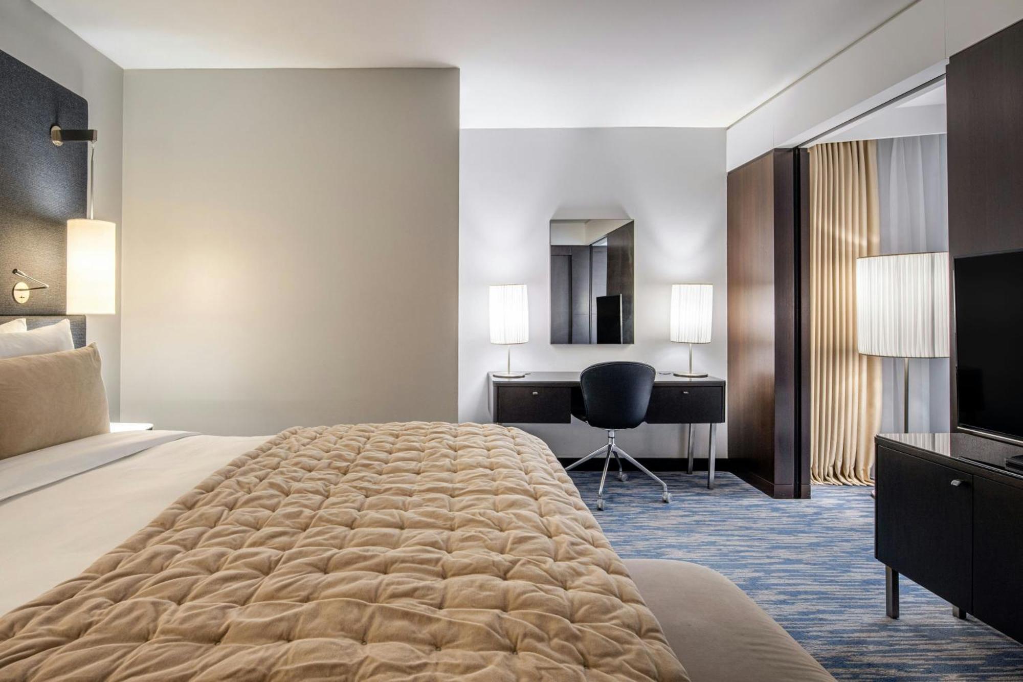 Renaissance Paris Arc De Triomphe Hotel Екстер'єр фото